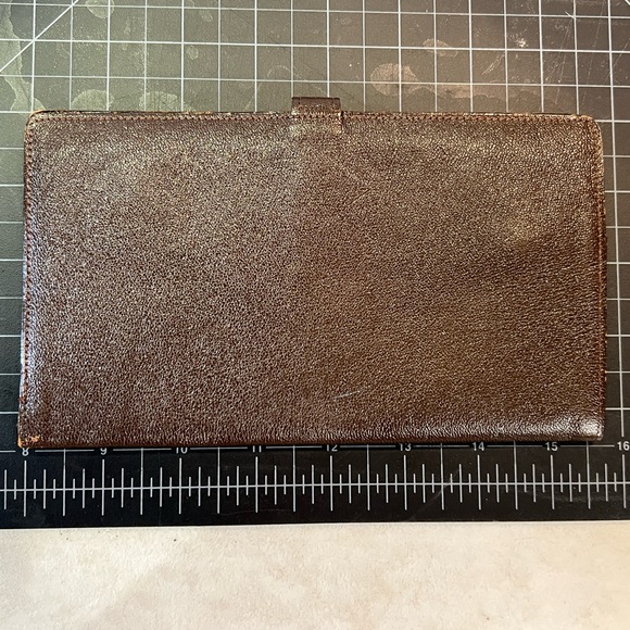 GUC Morocco leather travel wallet - Picture 2 of 9